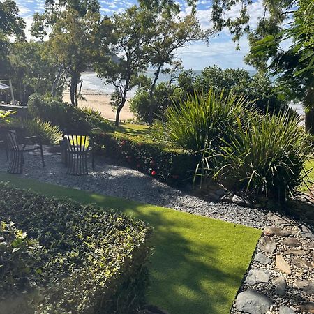 Beachfront Dolphin Cabin Oak Beach 외부 사진