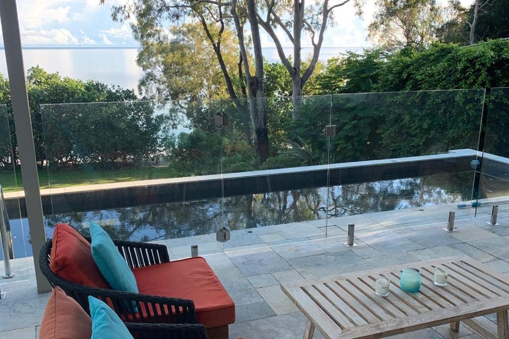 Beachfront Dolphin Cabin Oak Beach 외부 사진