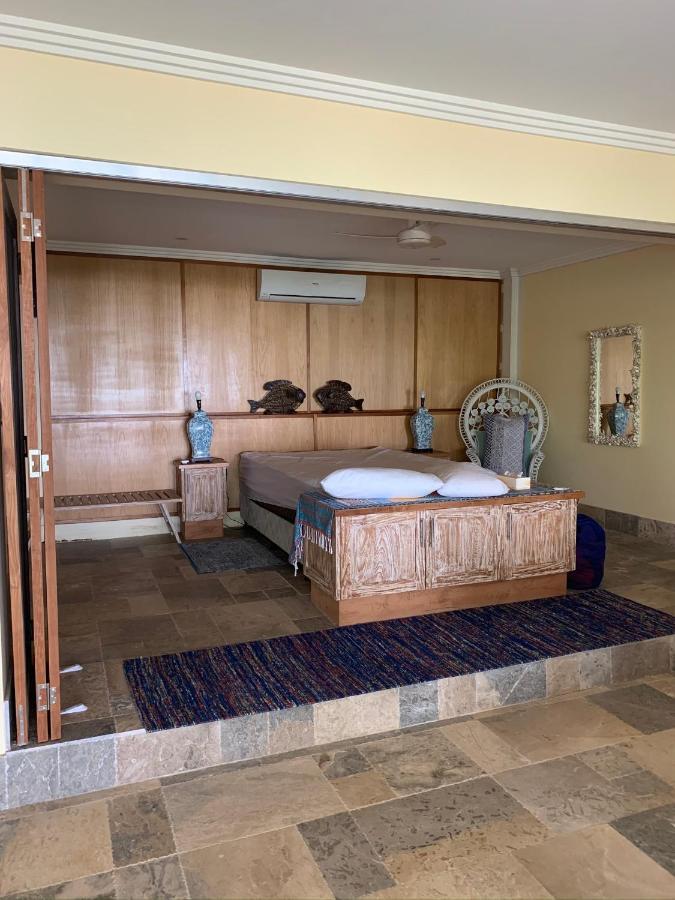 Beachfront Dolphin Cabin Oak Beach 외부 사진